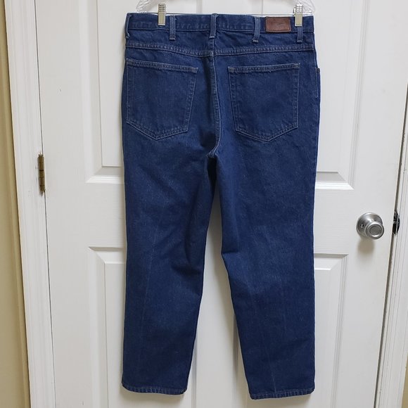 L.L. Bean Classic Fit 34x27 Cotton Straight Leg Blue Denim Jeans Mid Rise - Picture 2 of 6